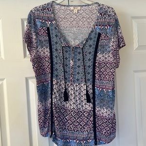Cute Boho style, tassel tie top.